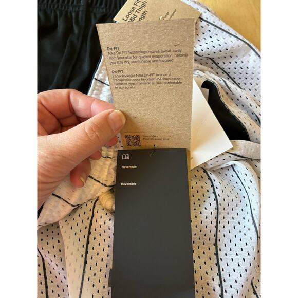 NEW NIKE Dri-Fit Reversible Striped Shorts Men’s XXL Gym Mid Thigh Standard 2XL - Picture 15 of 16